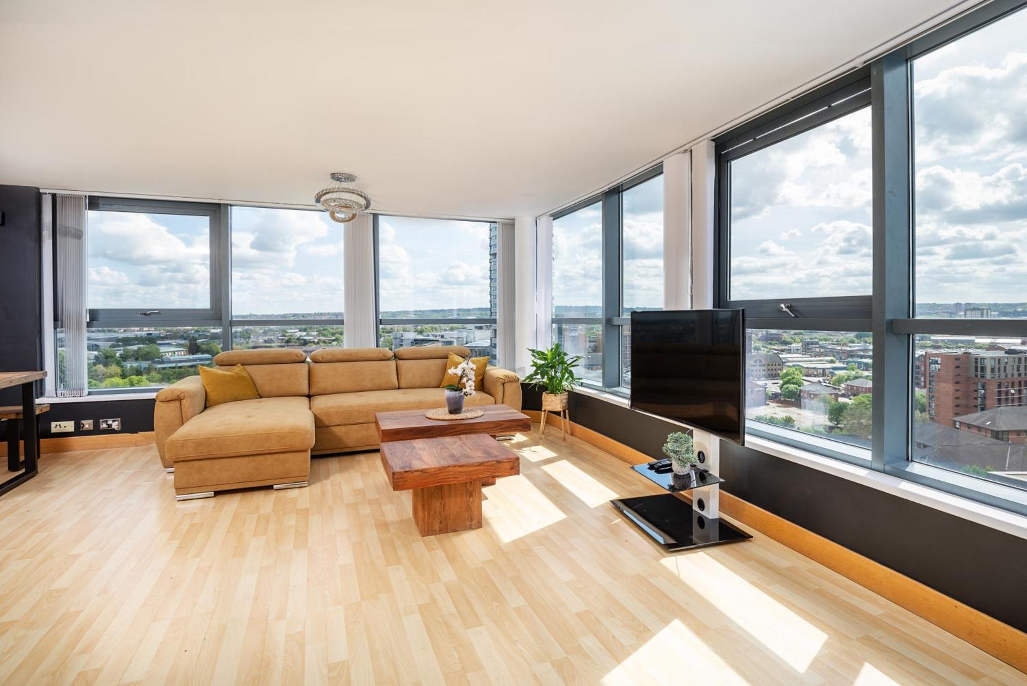 לידס Large Central Penthouse In Leeds מראה חיצוני תמונה