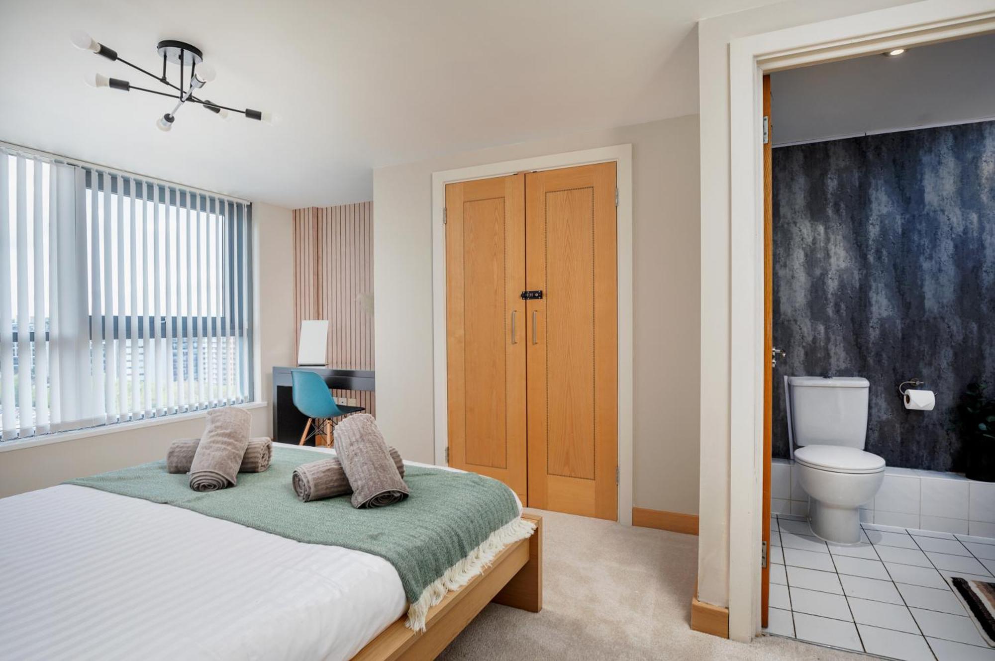 לידס Large Central Penthouse In Leeds מראה חיצוני תמונה