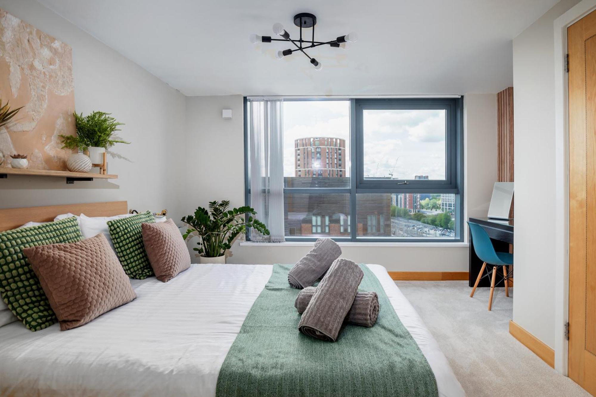 לידס Large Central Penthouse In Leeds מראה חיצוני תמונה